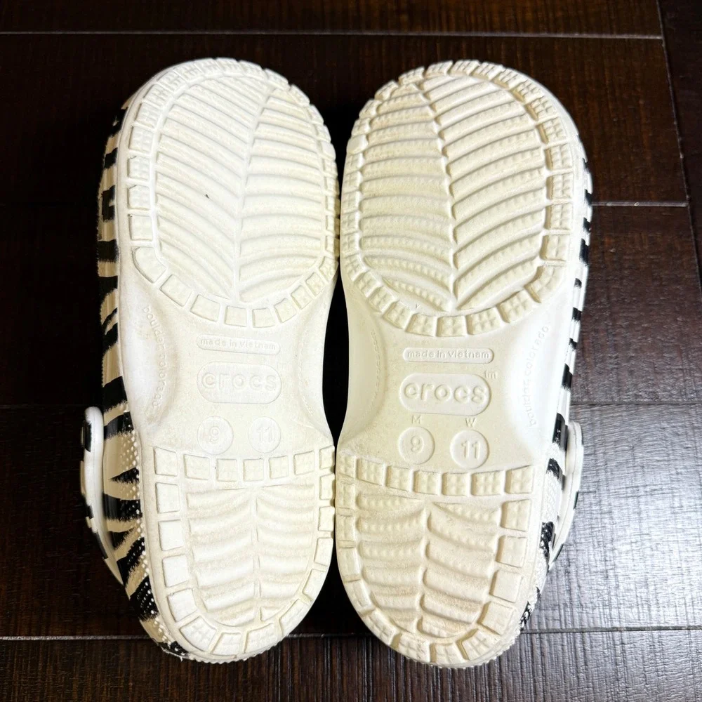 Crocs Classic Clogs Zebra Print Black White Mens 9 Womens 11 Animal Pattern